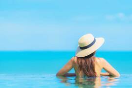 Is sea water good for your hair?